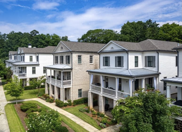 Roswell Historic District, Townhomes