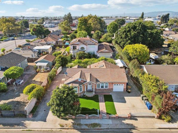 Davis Tract Neighborhood