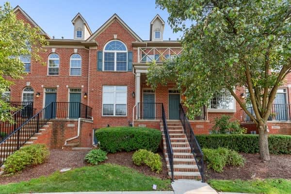 Castle Gardens Neighborhood