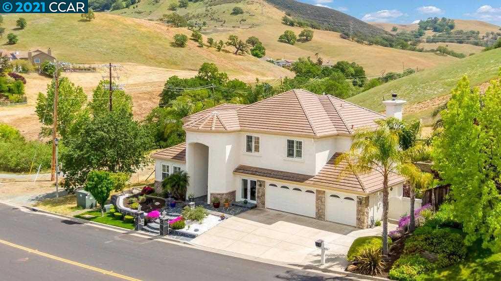 Crystal Ranch Neighborhood