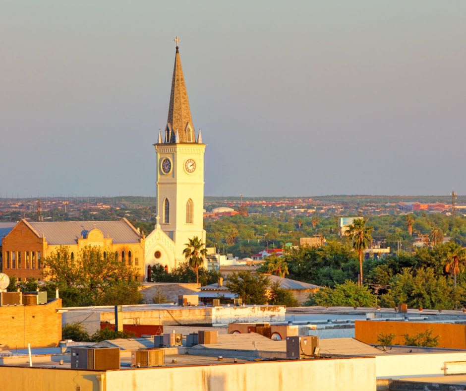 Laredo Skyline