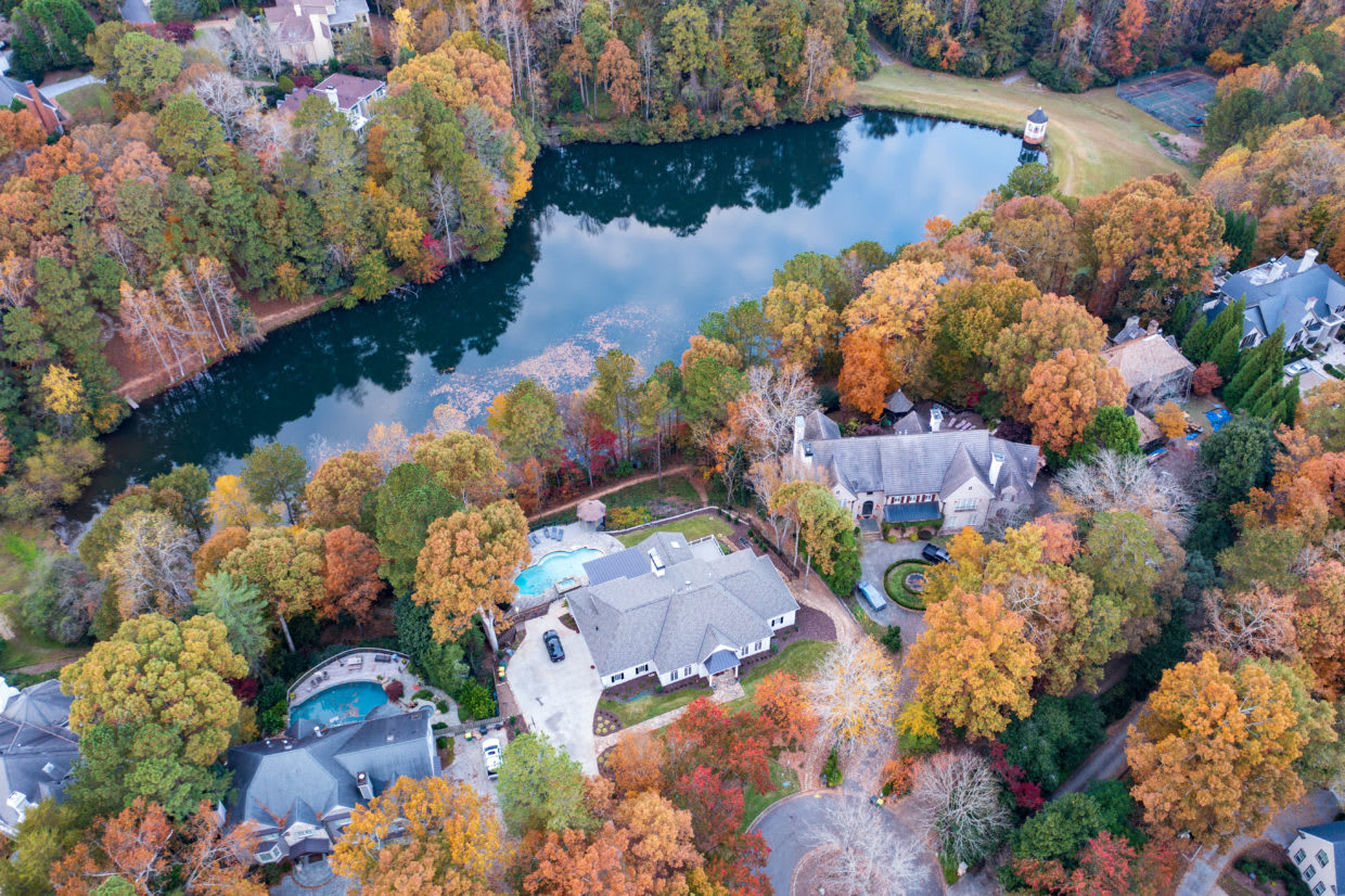 Powers Lake Neighborhood