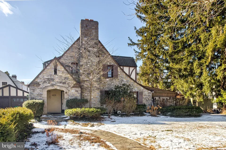 Highlands Neighborhood