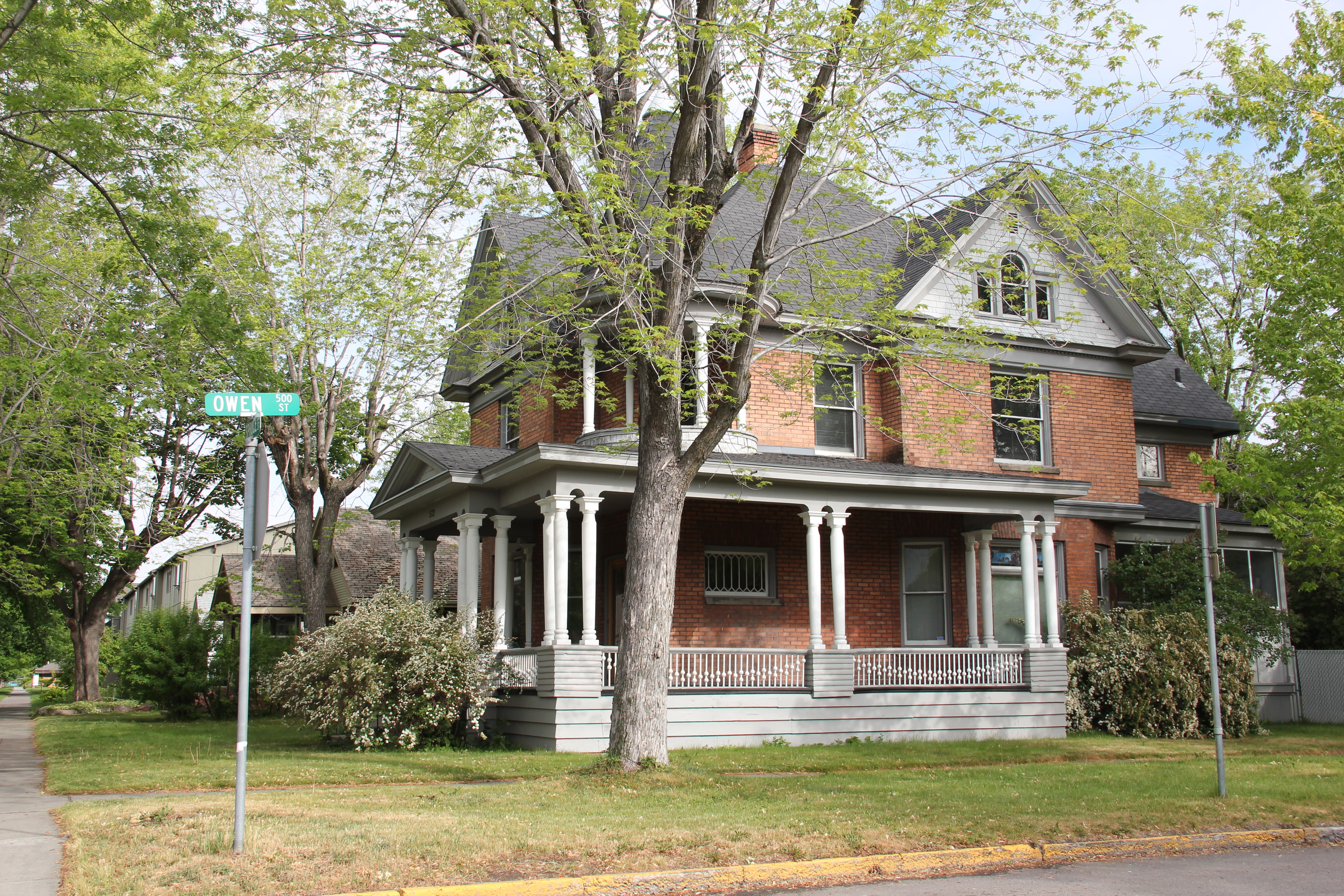 South Side Neighborhood