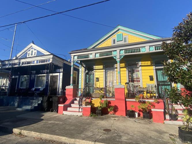 Mid-City Neighborhood