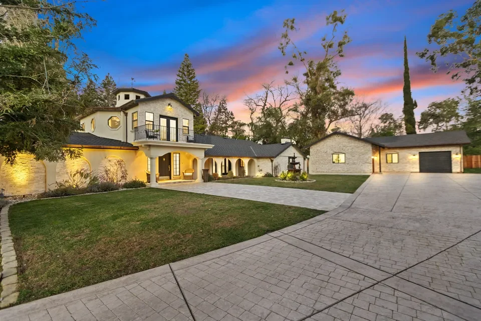 Sierra Oaks Vista Neighborhood