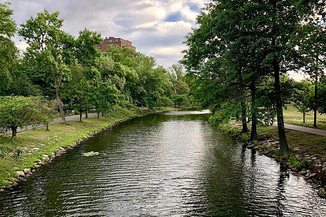 Charles River Greenway and Bike Path