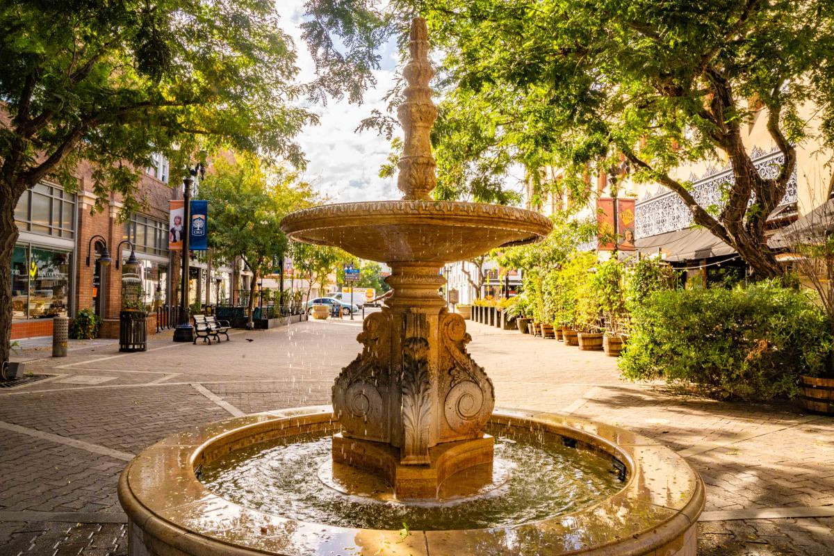 Chiarini Fountain, Downtown Santa Ana