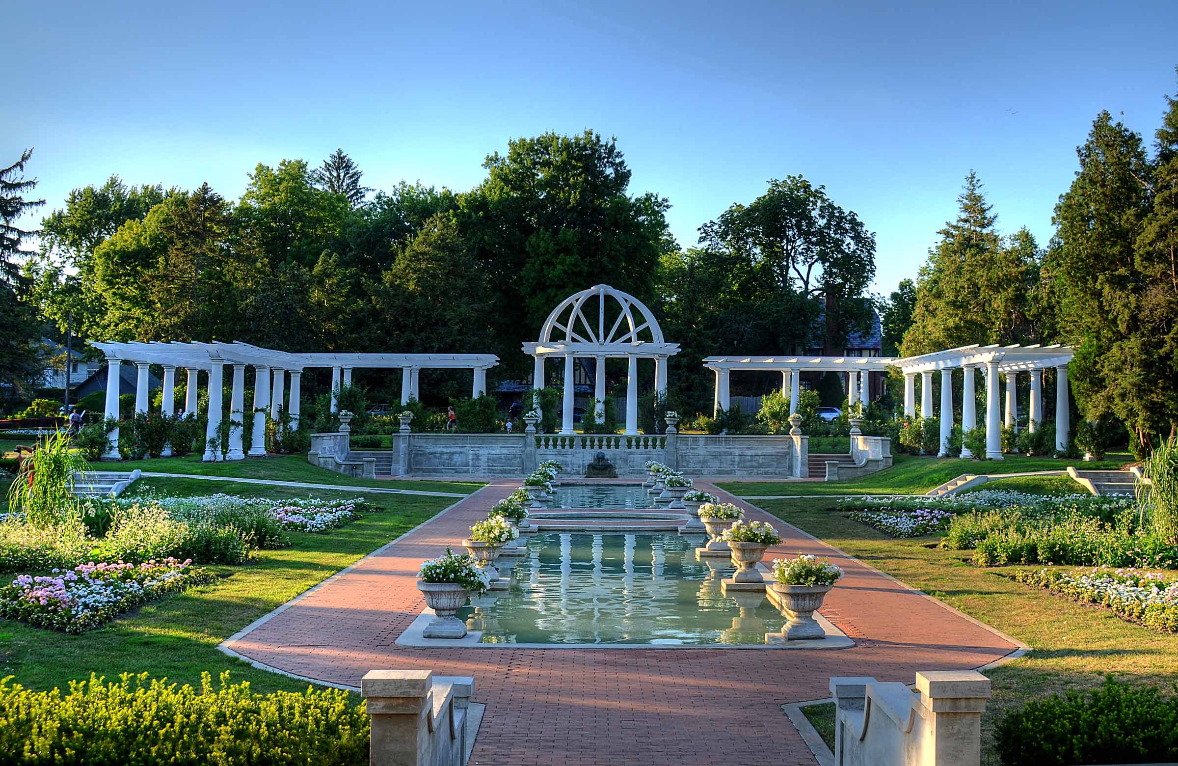 Lakeside Park & Rose Garden