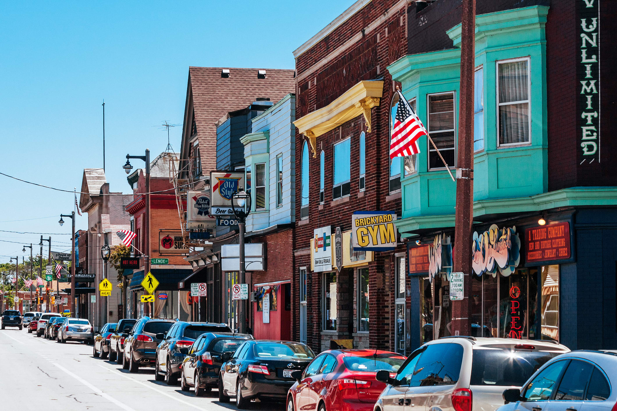 Kinnickinnic Ave, Bay View District