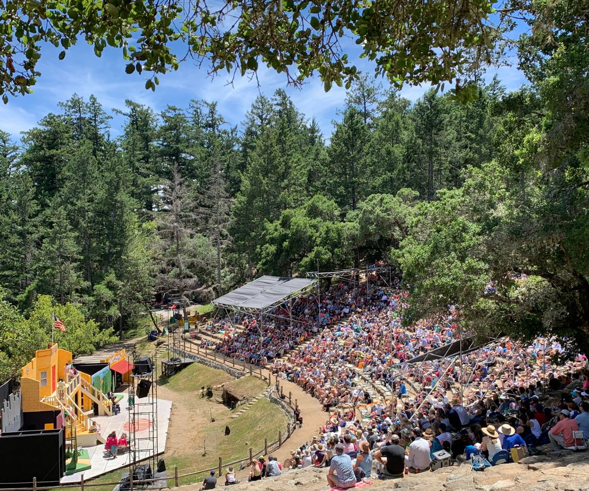 Cushing Memorial Amphitheatre 