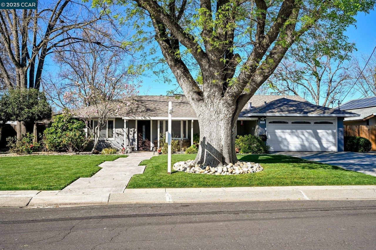 Ranch Style Homes in Pleasant Hill