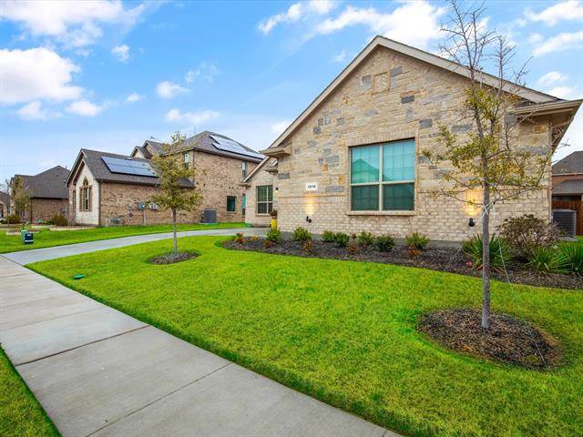 Grand Prairie High Hawk Neighborhood