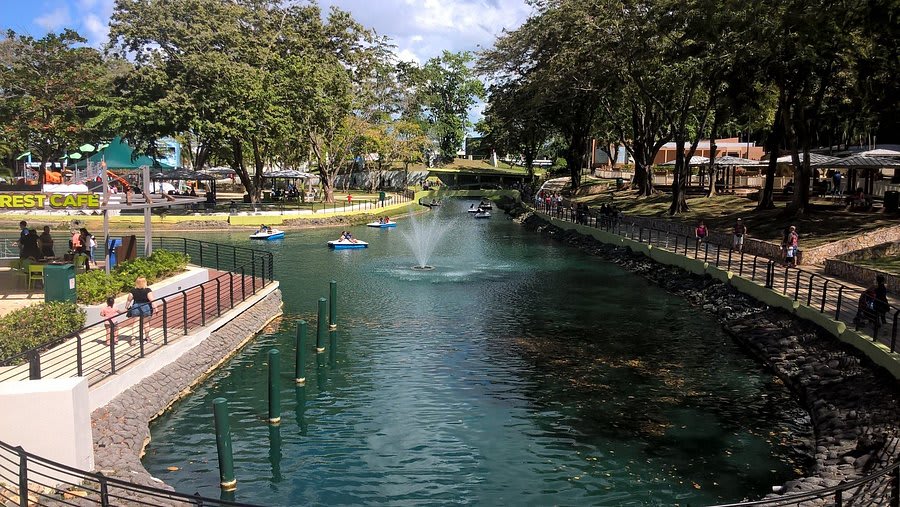 The Grounds in Bayamón