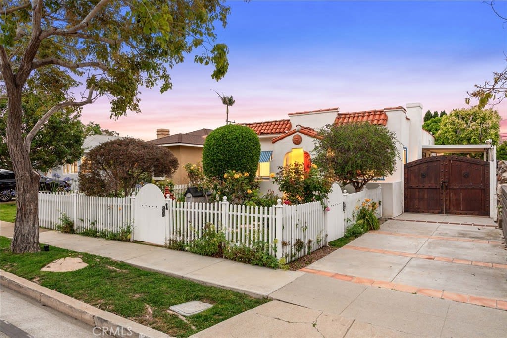 Culver West Neighborhood