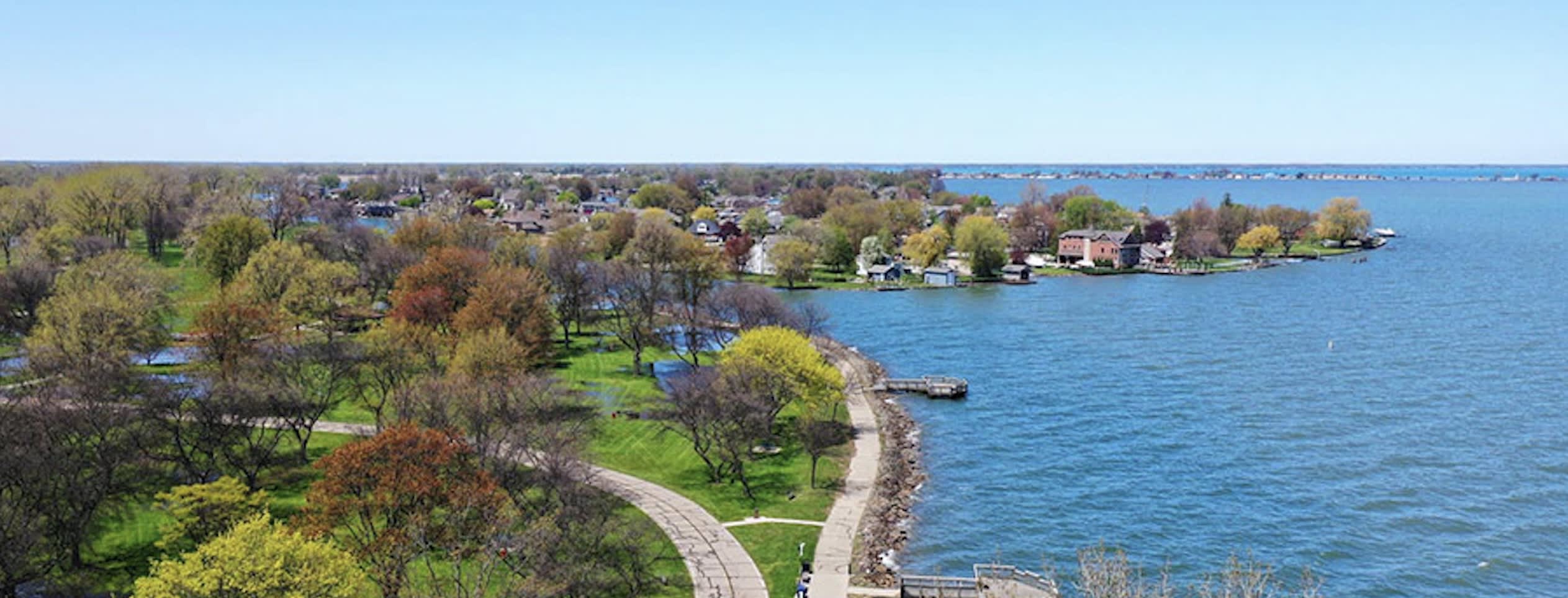 Detroit: Macomb and Northeast Suburbs