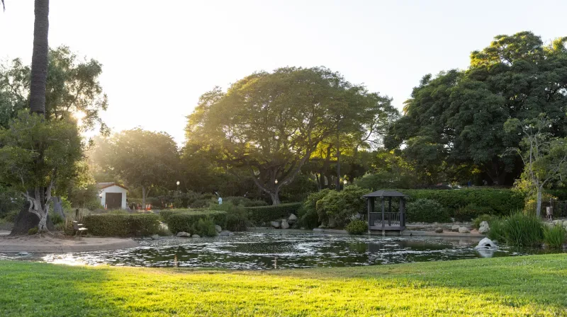 Alice Keck Park Memorial Garden