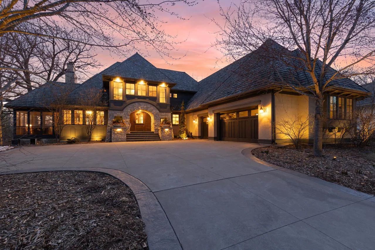 Wayzata School District Area (East Plymouth)