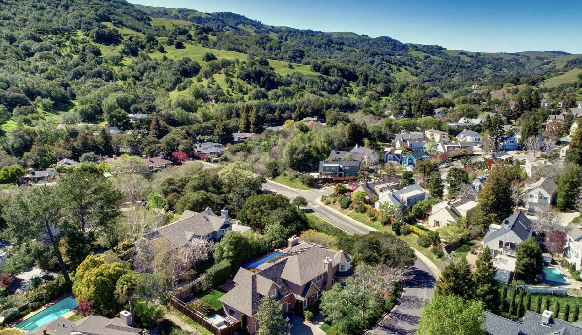 Lucas Valley Neighborhood