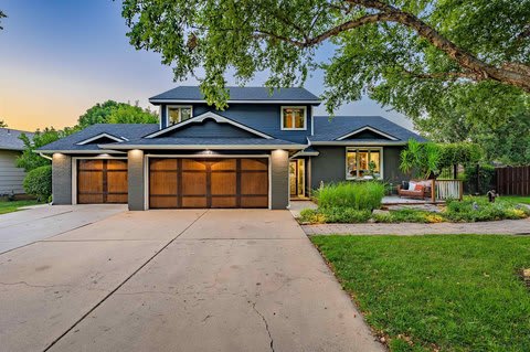 Forest Hills Neighborhood