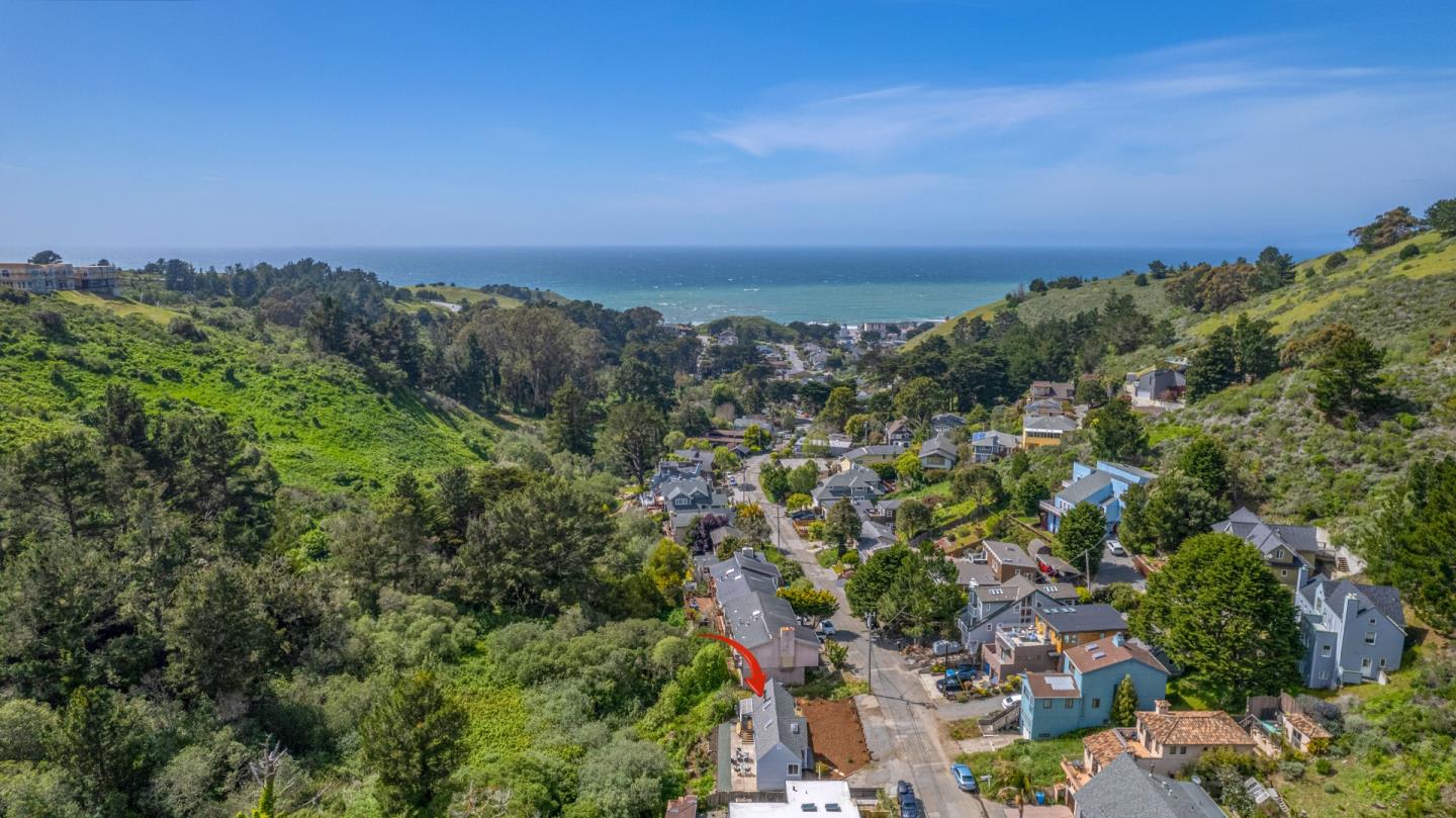 Rockaway Beach Neighborhood