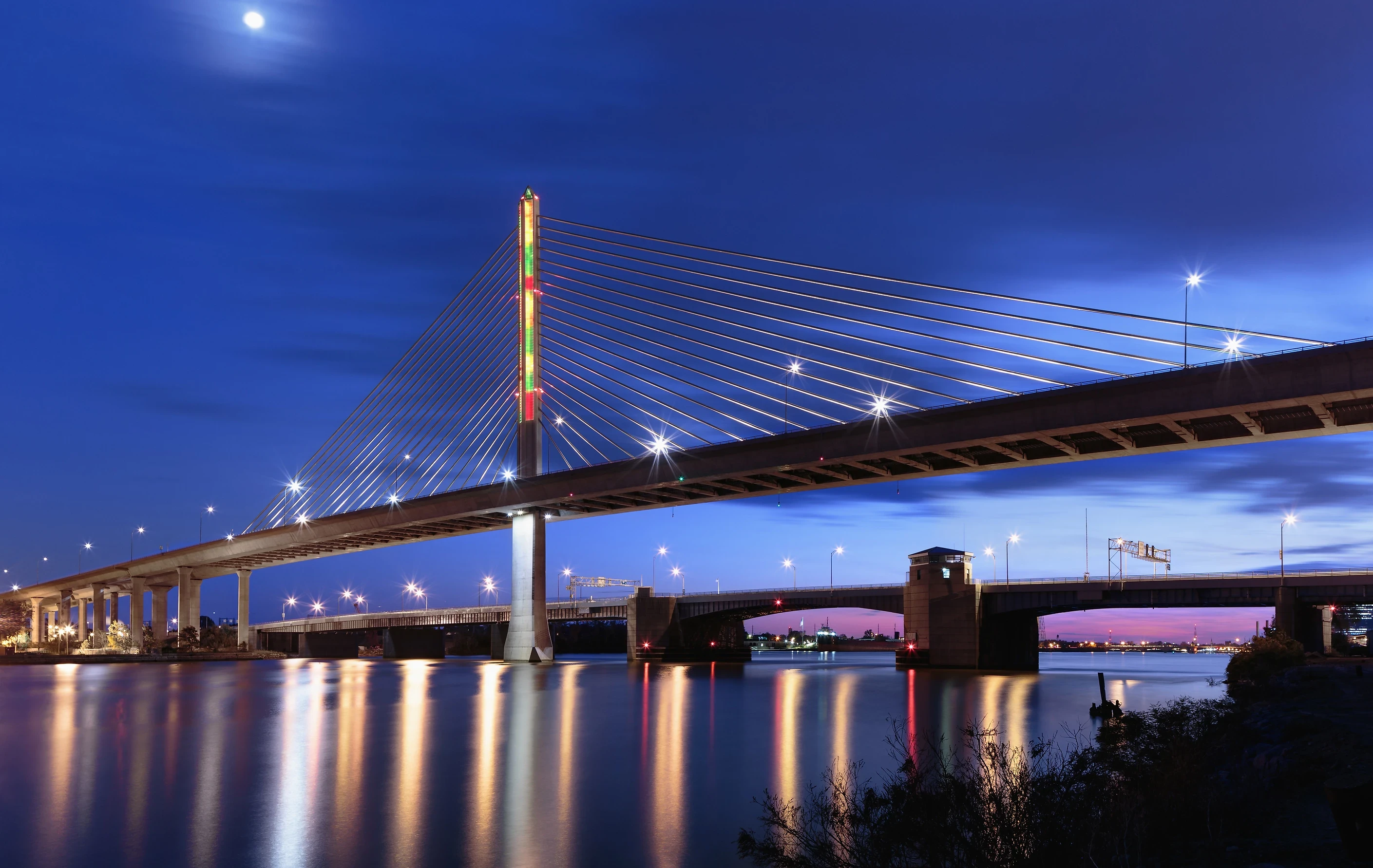 Veterans’ Glass City Skyway