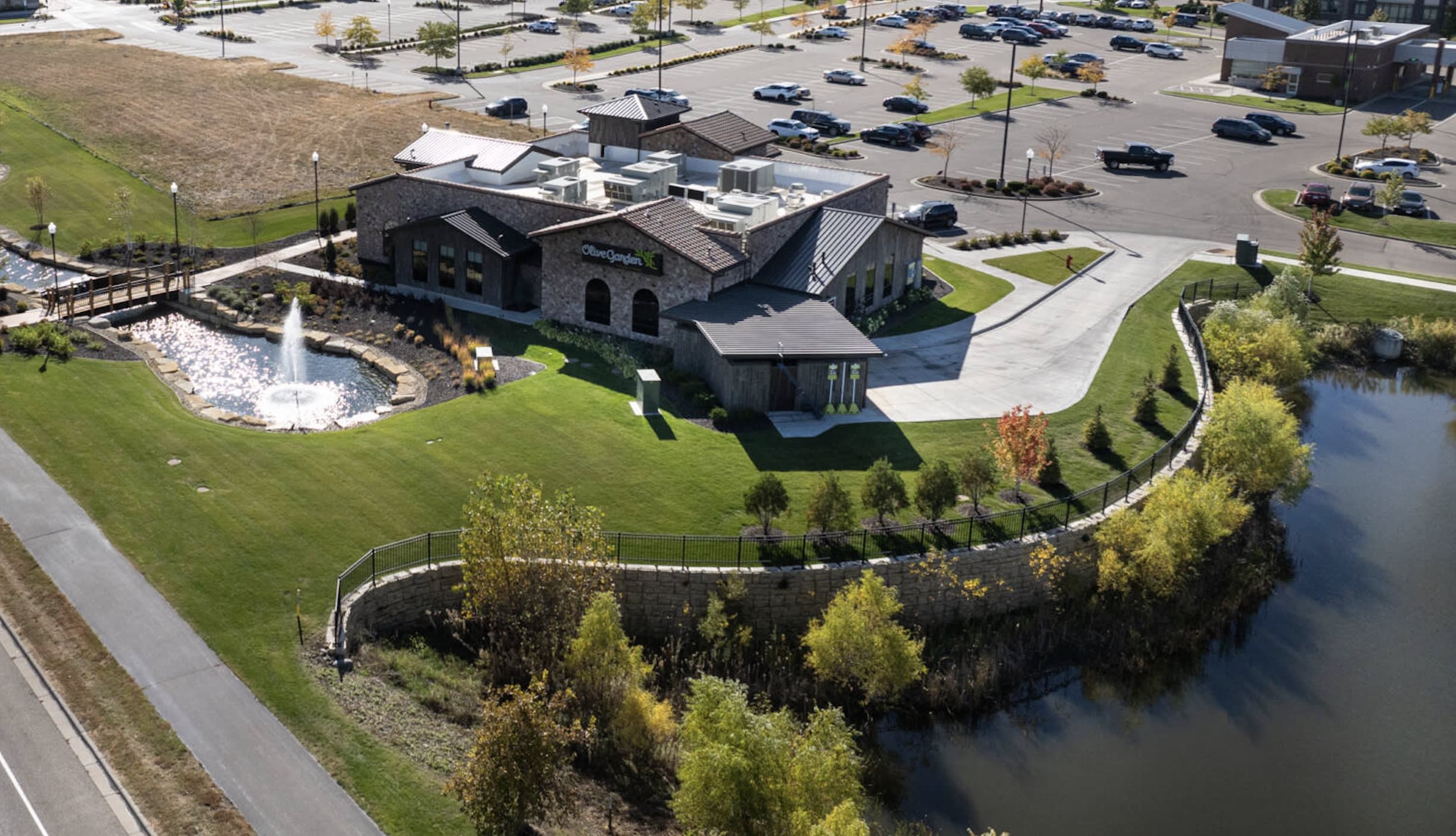 Central Park Commons Commercial Center