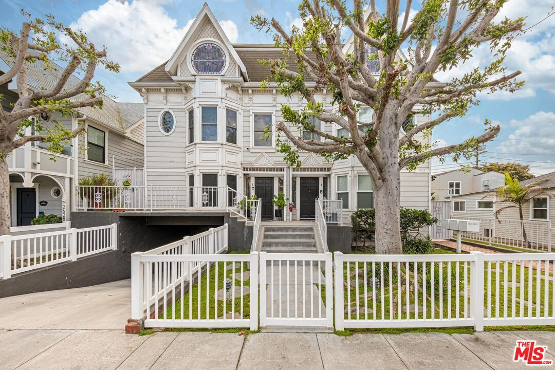 Ocean Park Neighborhood