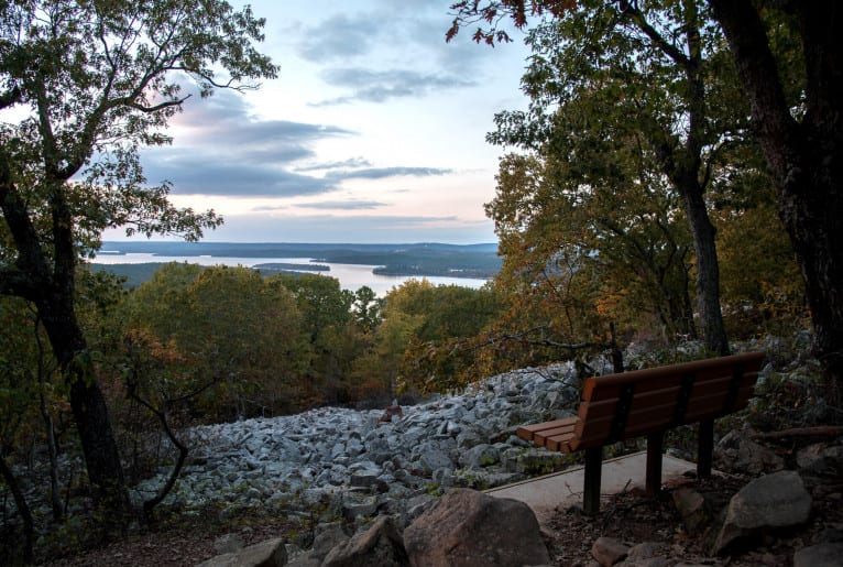 Pinnacle Mountain: Arkansas River Trail 