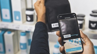 Mobile Computer Vision Enables Contactless Working and Safe Scaling