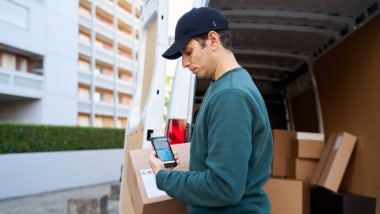 Four Smart Ways to Beat Black Friday Last Mile Delivery Peaks