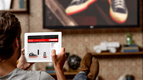 Online Mobile Shopping Surpasses Desktops for the First Time in the UK