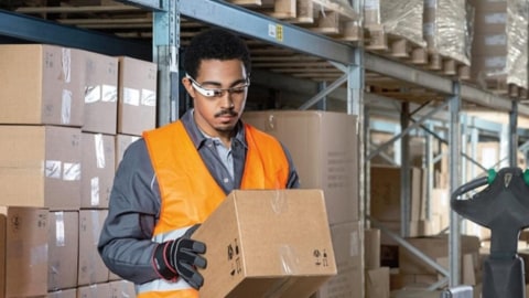 Customer Spotlight: LogCom — Pick By Vision for Logistics Warehouses with Scandit