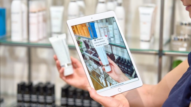 The (Single Source of) Truth About Omnichannel