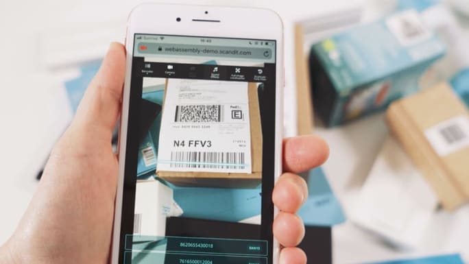 scan barcode with smartphone