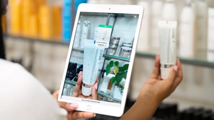 5 Stats on Why Retailers Should Deliver Product Reviews In-Store