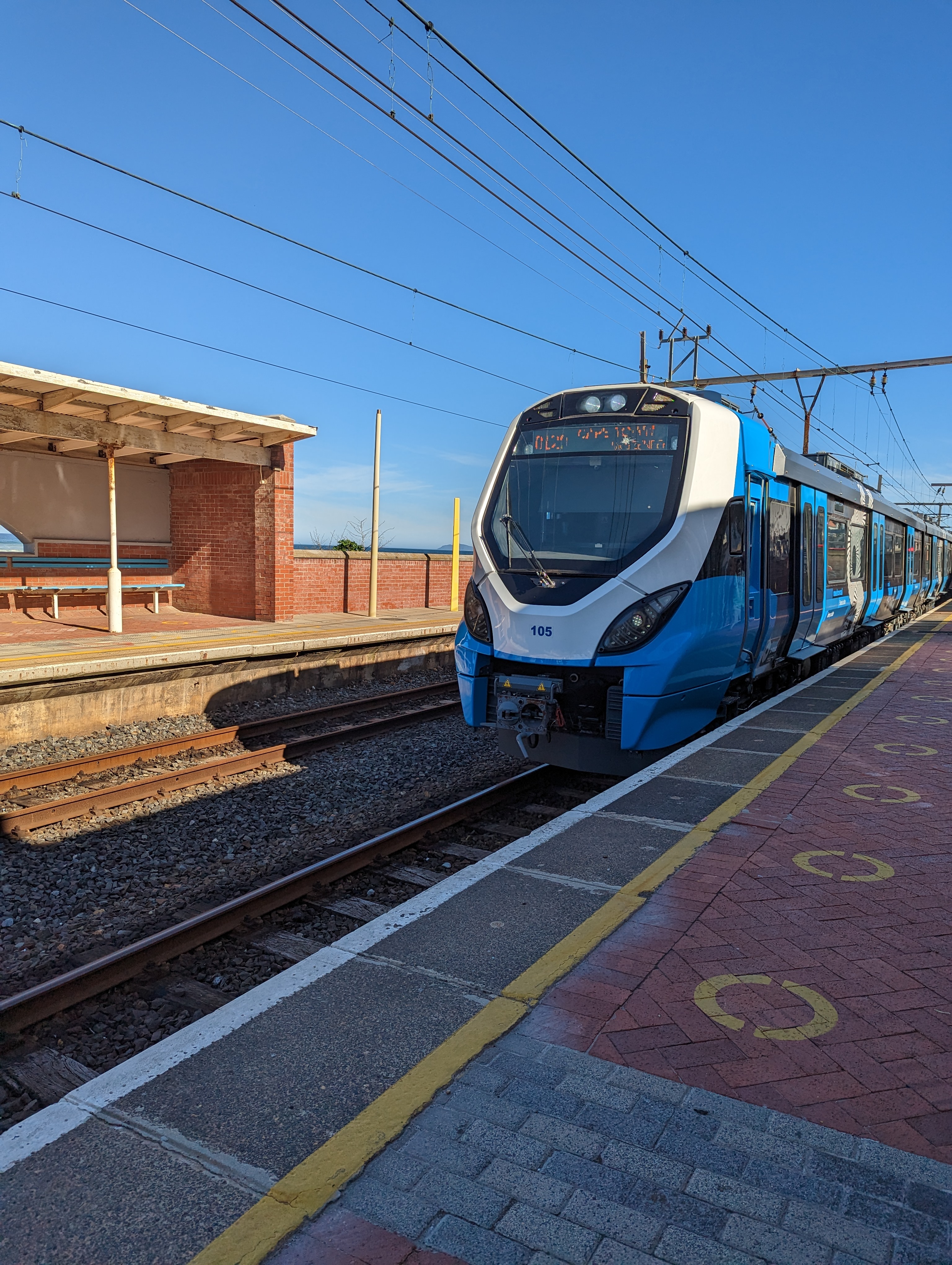 train in muizenberg