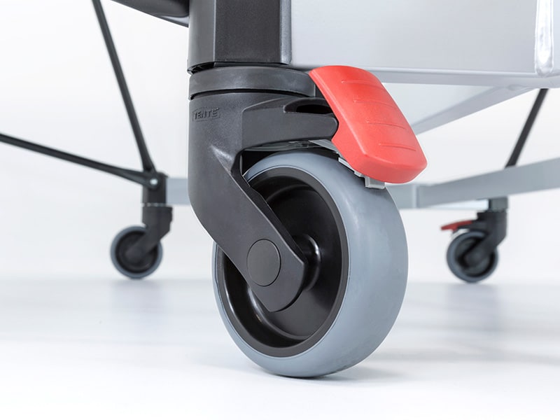 Locking indoor wheel on the Portland Indoor table