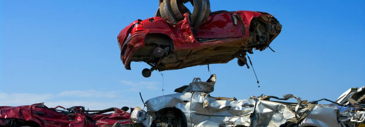 junkyard, scrap car