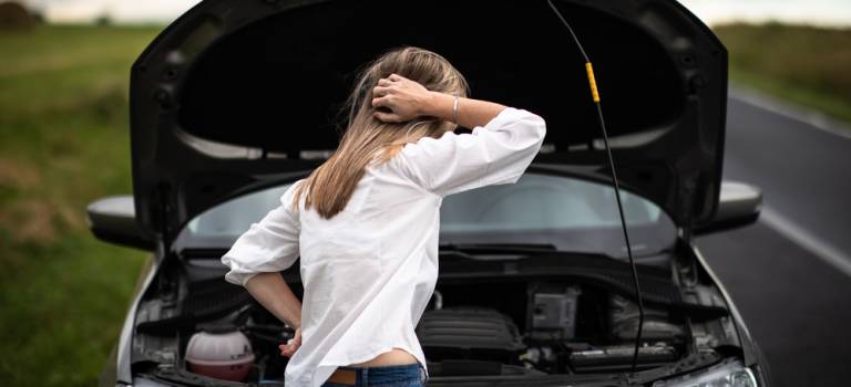 lady with car problems
