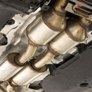 Catalytic converter, catalyst