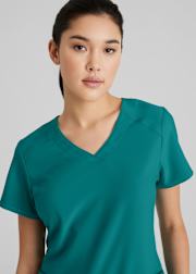 Rhythm 2-Pocket V-Neck Scrub Top