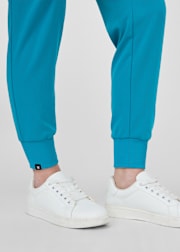 Cloud Nine 6-Pocket Knit Waistband Cargo Jogger