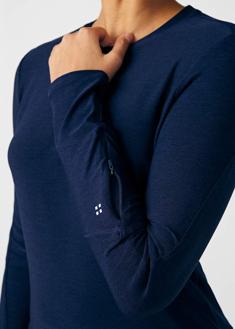 White Cross VIBE White Cross VIBE Long Sleeve Shirttail Underscrub