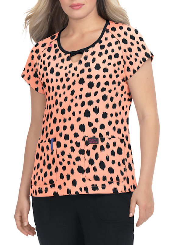 Keyhole scrub top top