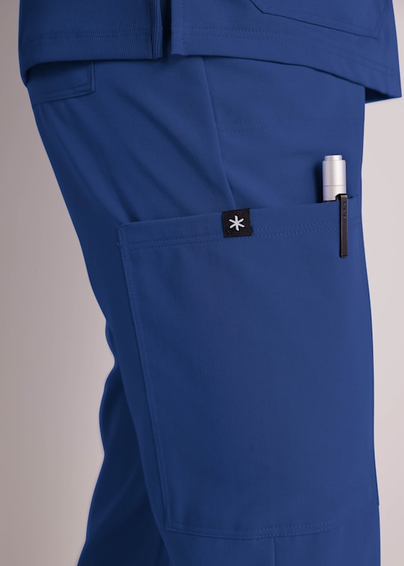Beyond the cheap limit cargo sweatpants
