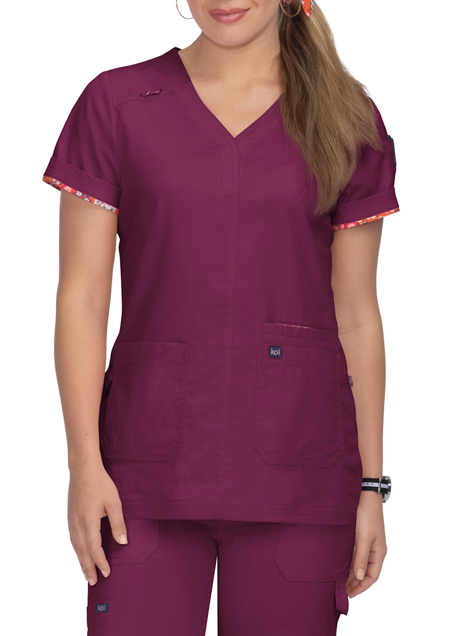 Ersa 6-Pocket V-Neck Scrub Top | Scrubs & Beyond