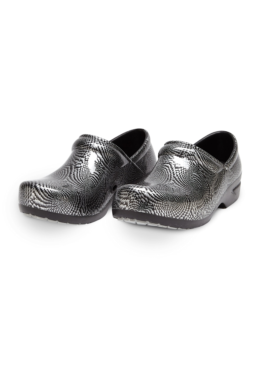 anywear crocs