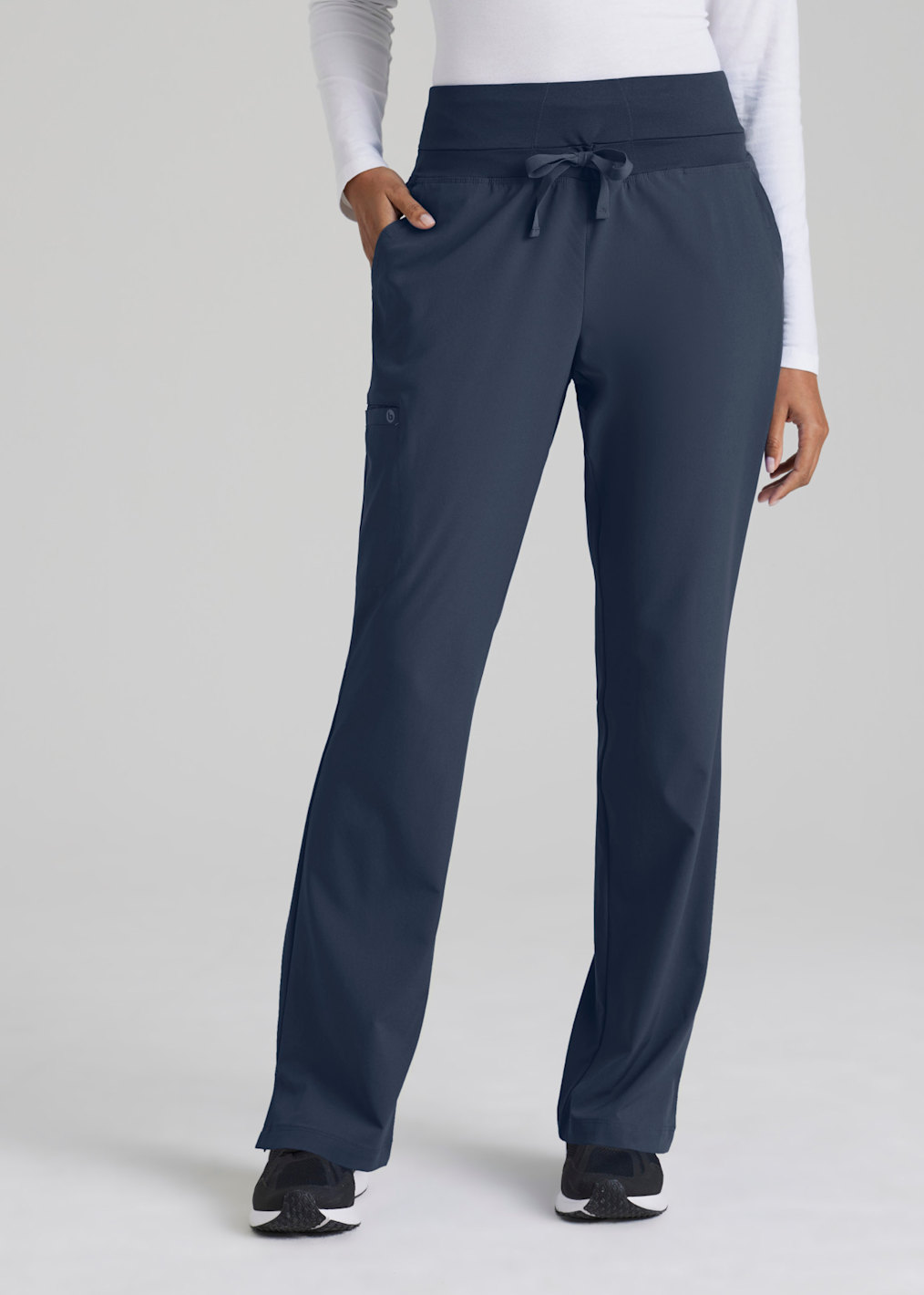 Victory 2 Zip-Pocket V-Neck Straight Hem Top