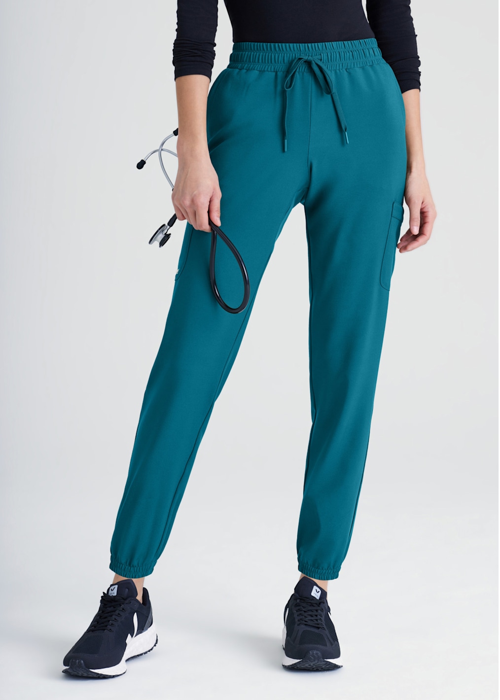 Rhythm 2-Pocket V-Neck Scrub Top